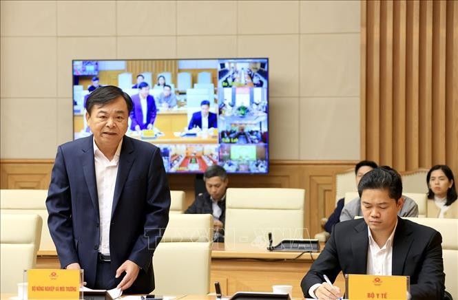 Thứ trưởng Bộ Nông nghiệp và Môi trường Nguyễn Hoàng Hiệp phát biểu.