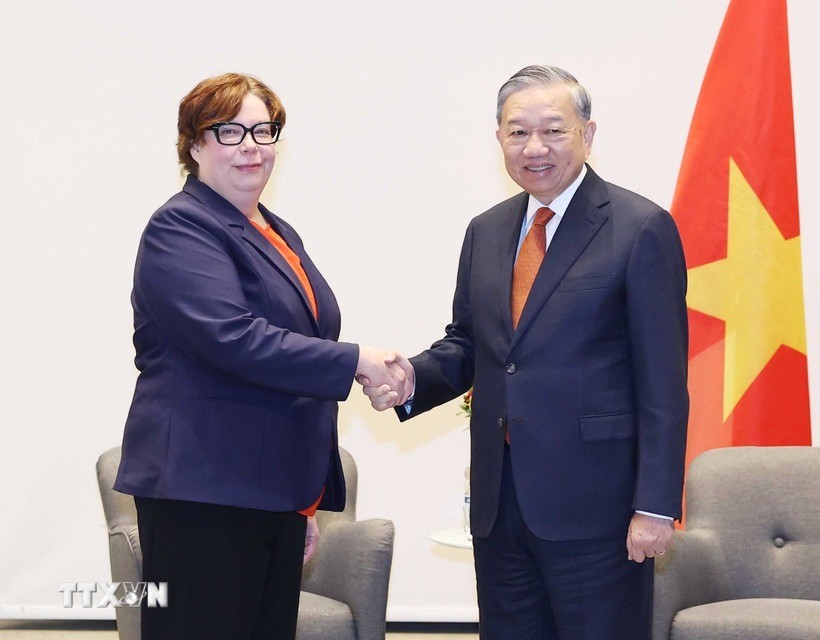Tổng Bí thư Tô Lâm tiếp Chủ tịch Đảng Cộng sản Phần Lan Tiina Sandberg. ttxvn-tong-bi-thu-dang-cong-san.jpg