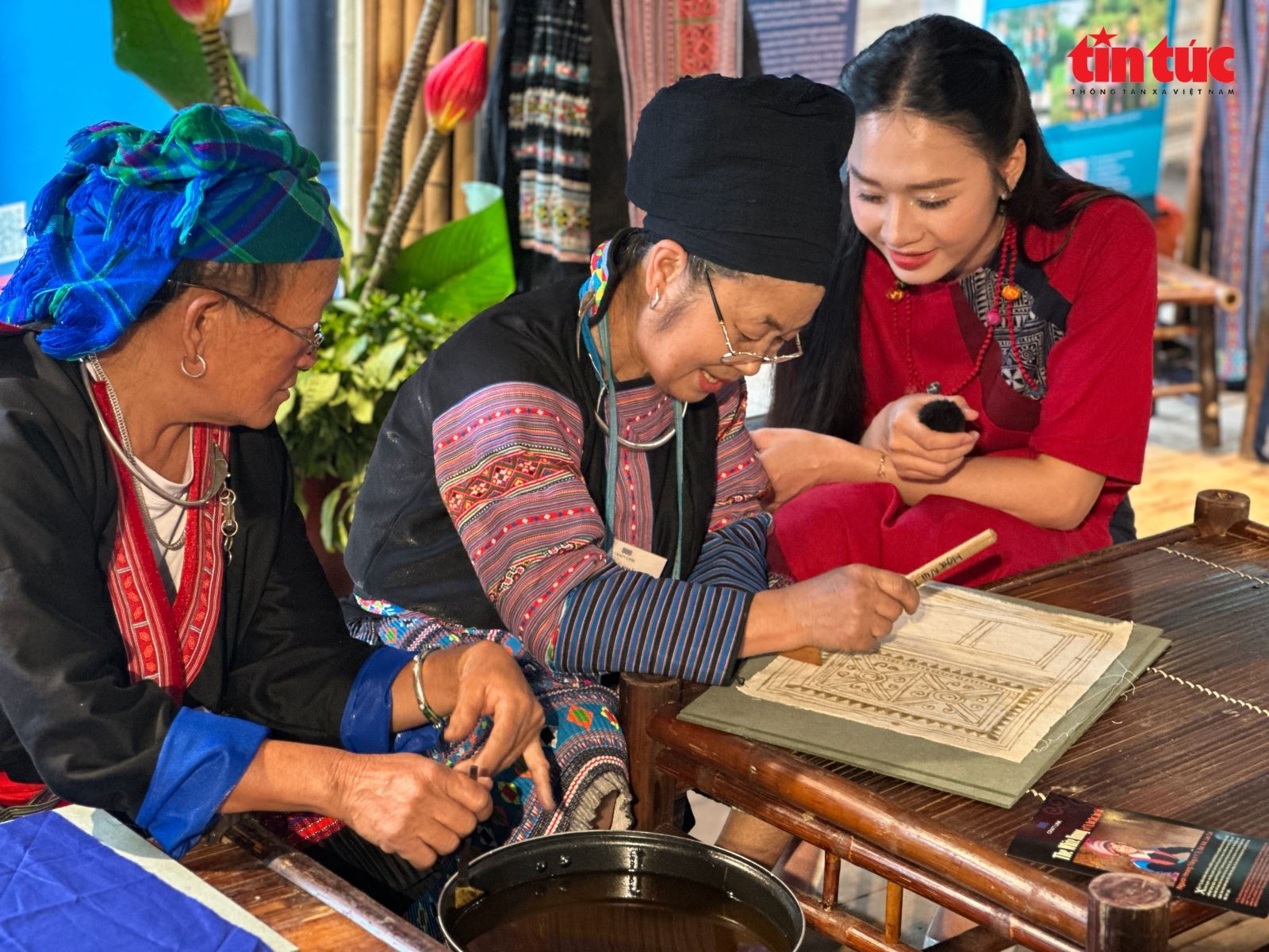 Không gian văn hoá đậm đà bản sắc của dân tộc Mông.