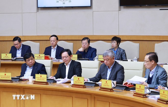 Các thành viên Chính phủ tham dự phiên họp Chính phủ thường kỳ tháng 11/2025.