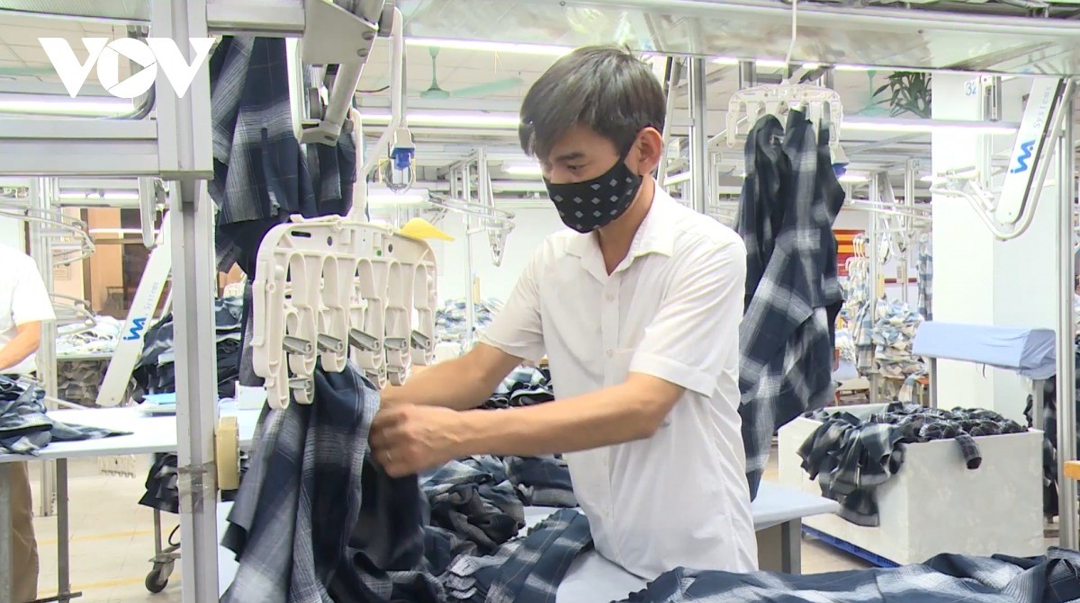 Đổi mới mô hình tăng trưởng sẽ giúp kinh tế Việt Nam phát triển bền vững. mohinh-2.jpg