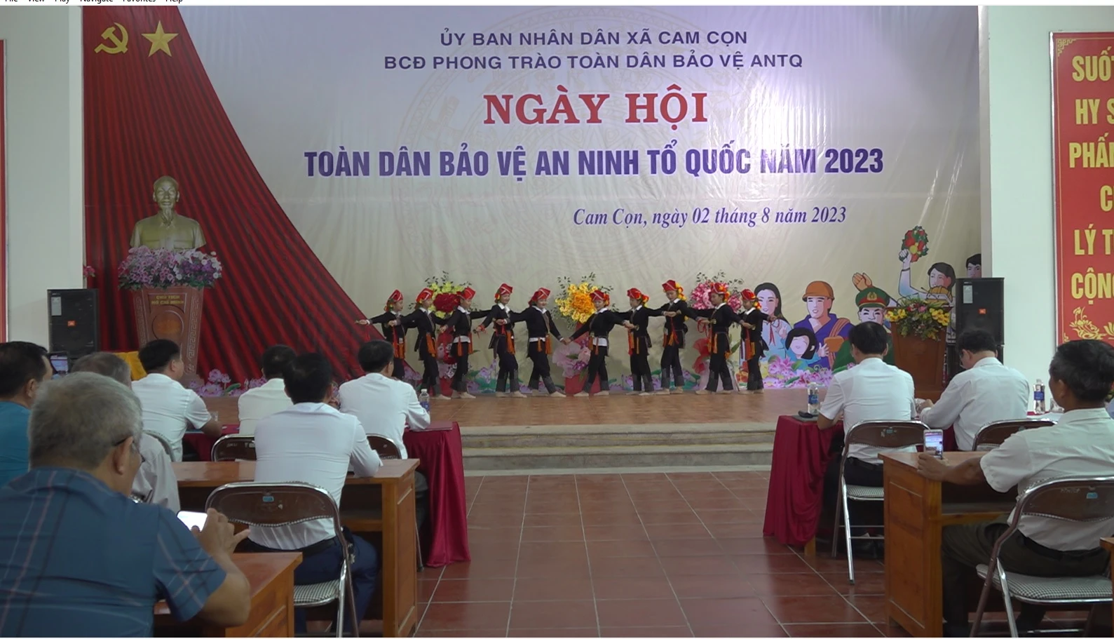 Các tiết mục văn nghệ tại ngày hội.jpg