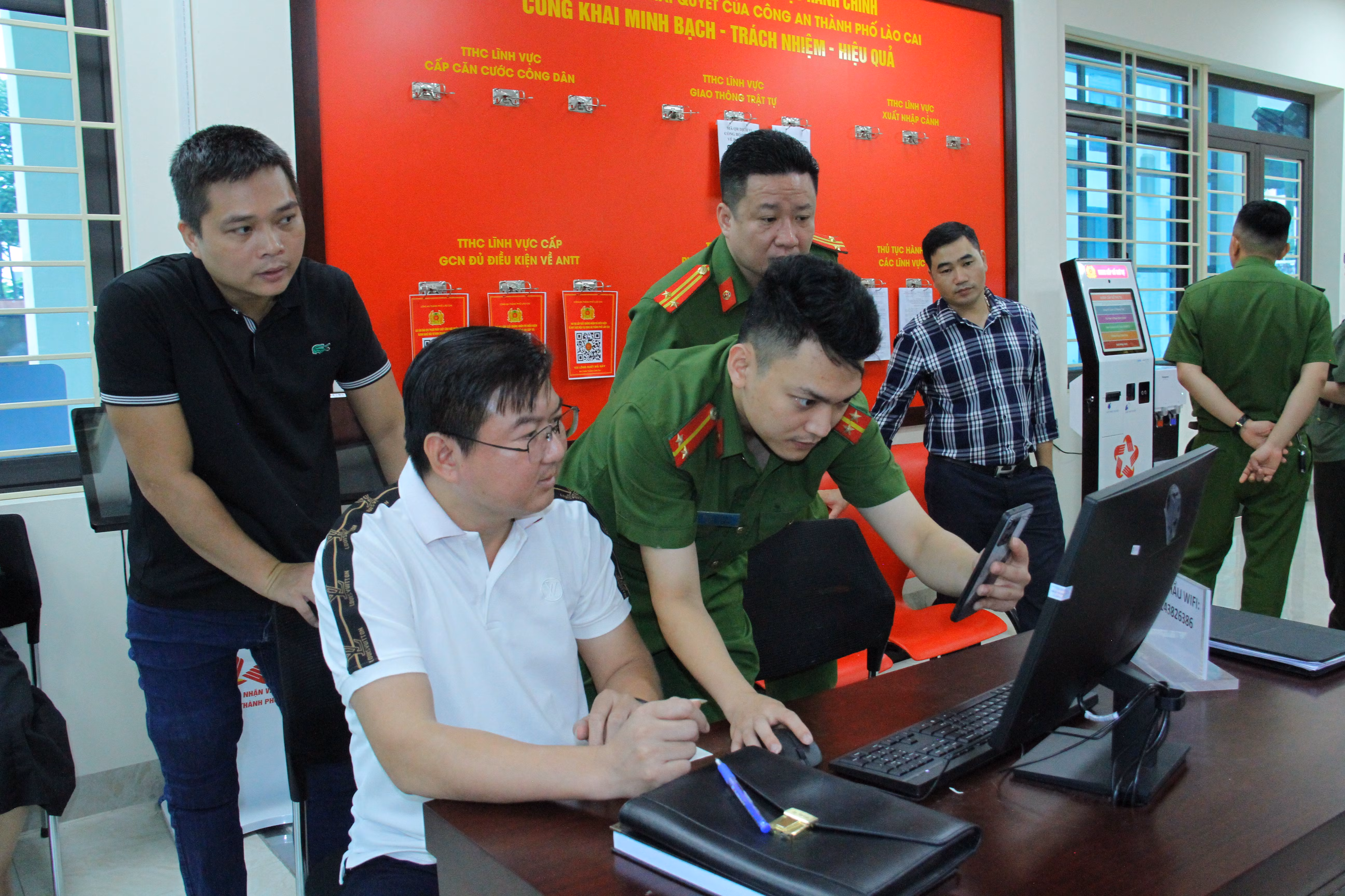 Không làm phát sinh chi phí ngoài quy định của pháp luật.JPG