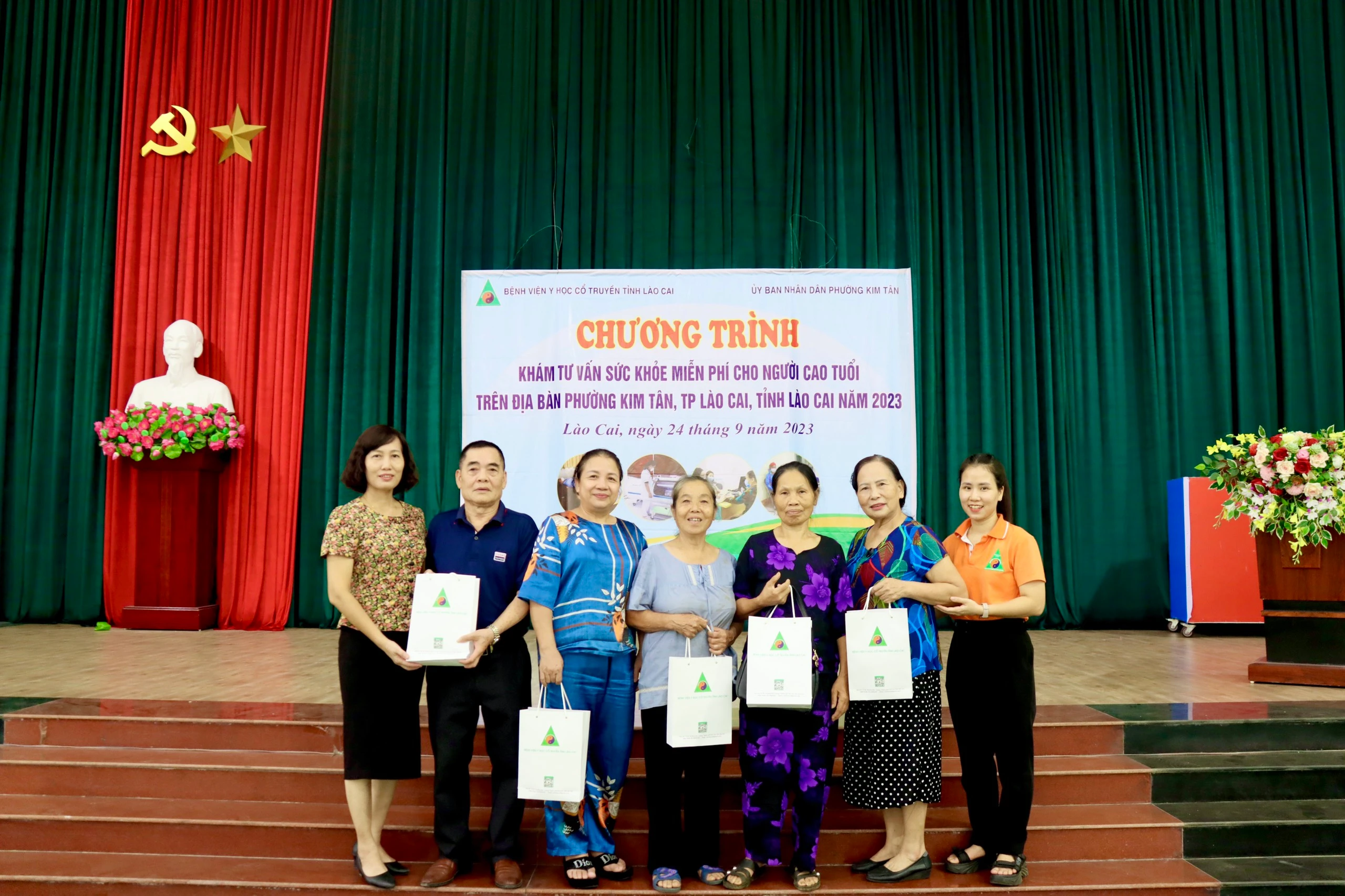 Anh 2 tin BV YHCT ksk.jpg