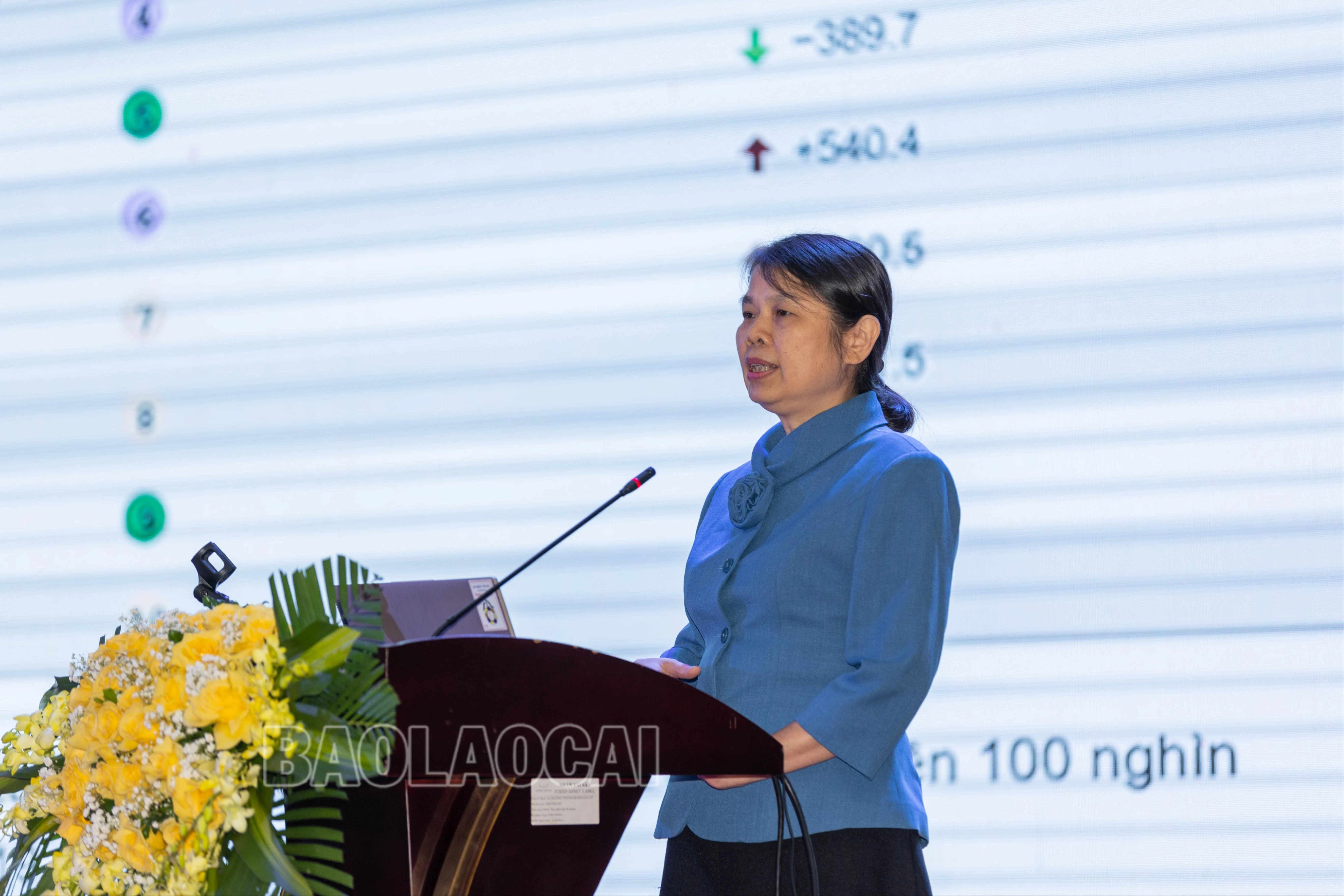 anh 2 tin hoi thao khoa hoc.jpg