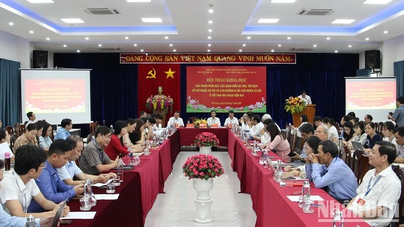 Toàn cảnh hội thảo