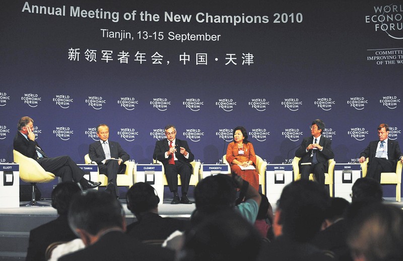 Ảnh minh họa: Diễn đàn Davos mùa hè tổ chức tại thành phố Thiên Tân năm 2010. (Nguồn: sina.com.cn) Ảnh minh họa: Diễn đàn Davos mùa hè tổ chức tại thành phố Thiên Tân năm 2010. (Nguồn: sina.com.cn)