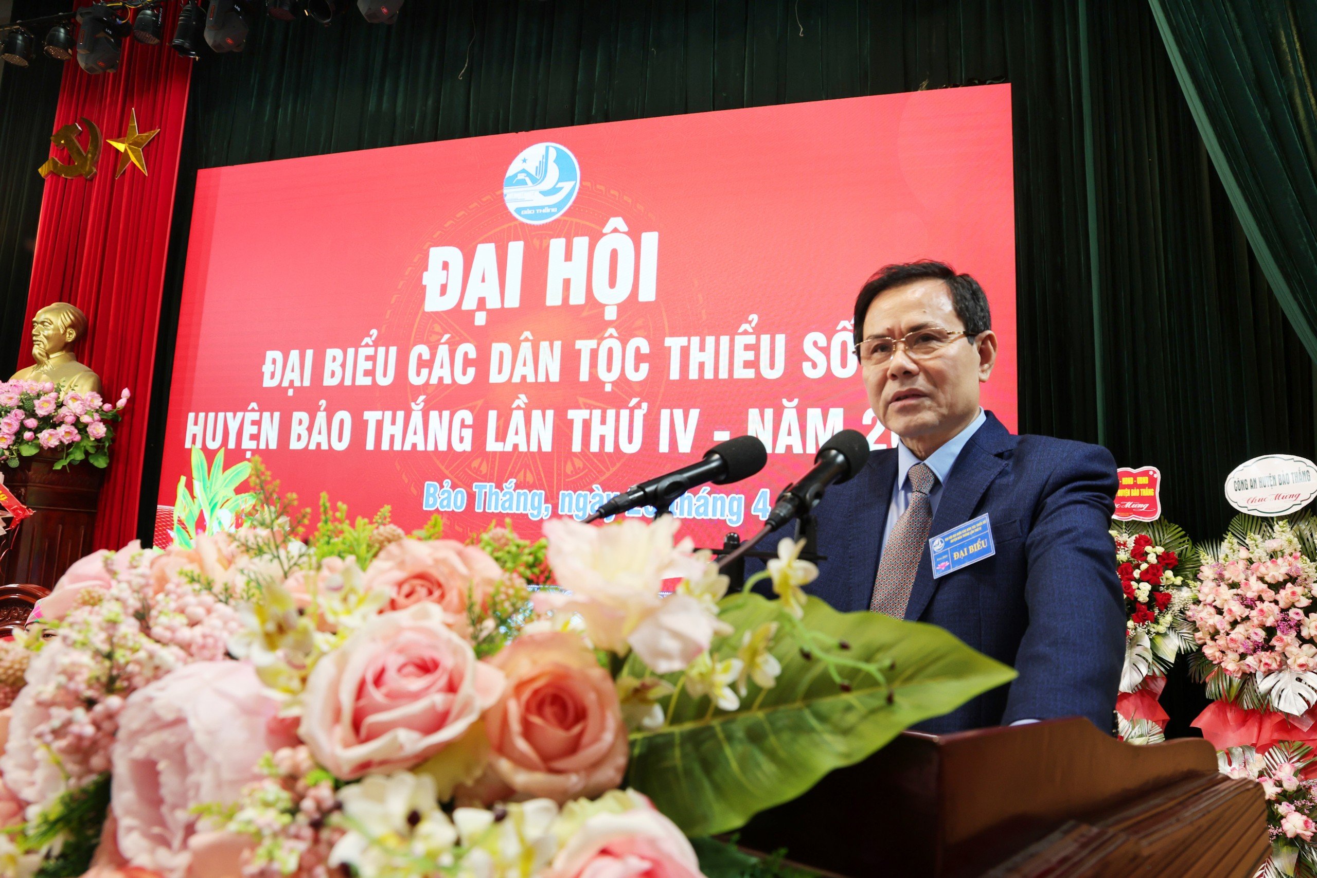 Trưởng Ban Dân tộc tỉnh - Nông Đức Ngọc phát biểu tại đại hội. 8.jpg