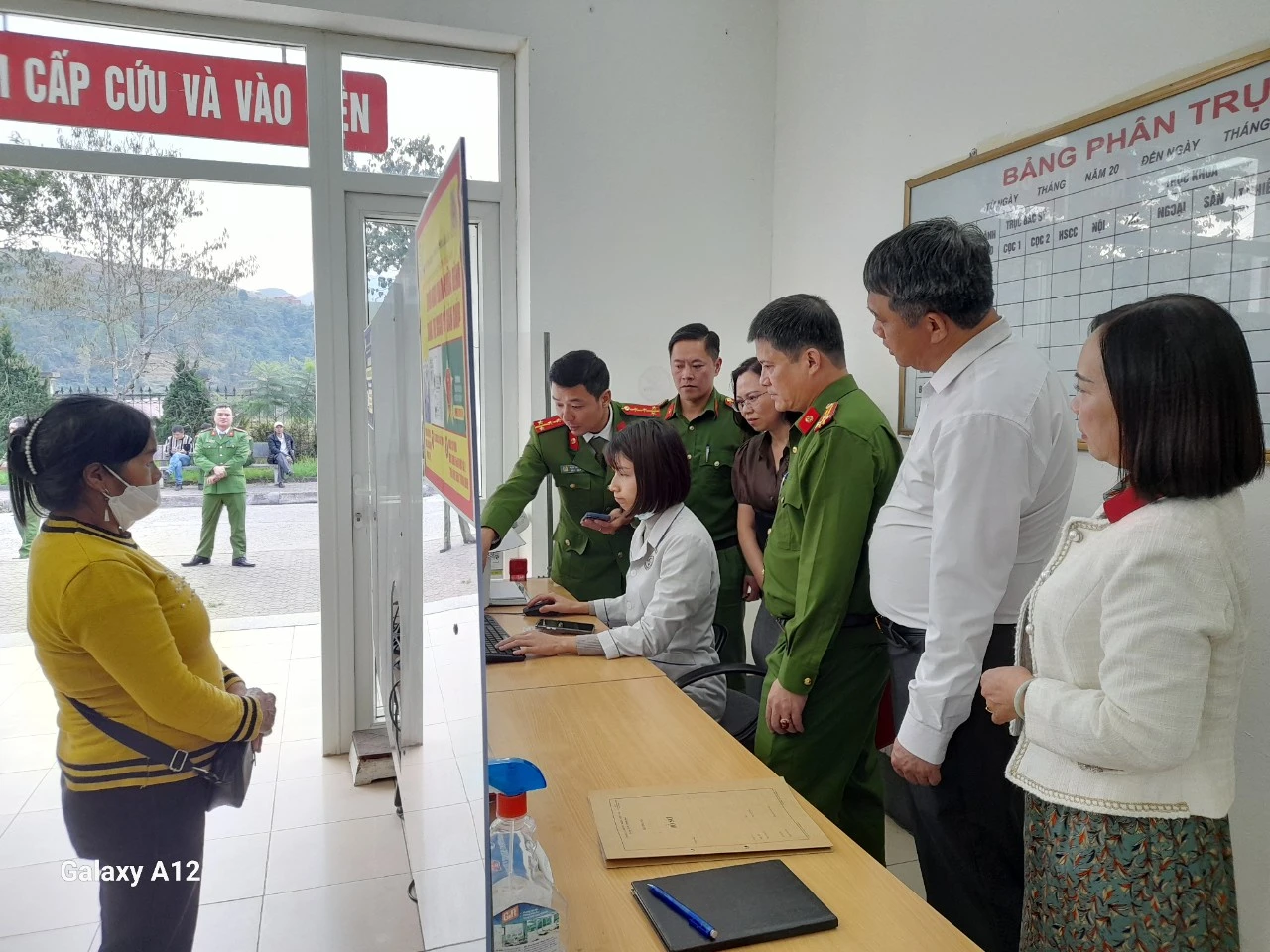 Tham quan, trải nghiệm thực tế mô hình ASM tại khoa cấp cứu bệnh viện Đa khoa thị xã Sa Pa.jpg