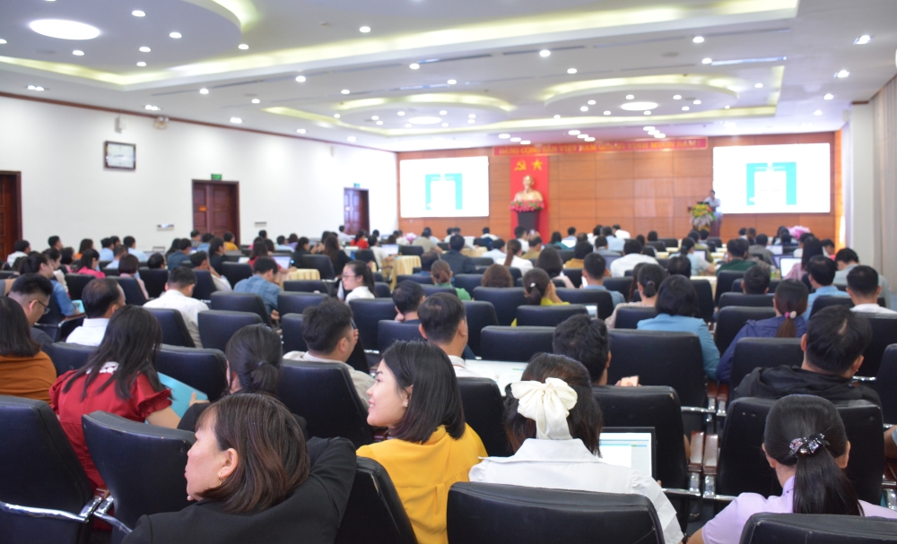 Quang cảnh hội nghị tập huấn. quang cảnh tập huấn.JPG