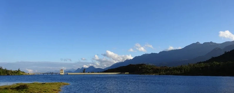 Hồ chứa thủy lợi thác Bạc, thị xã Sa Pa..png