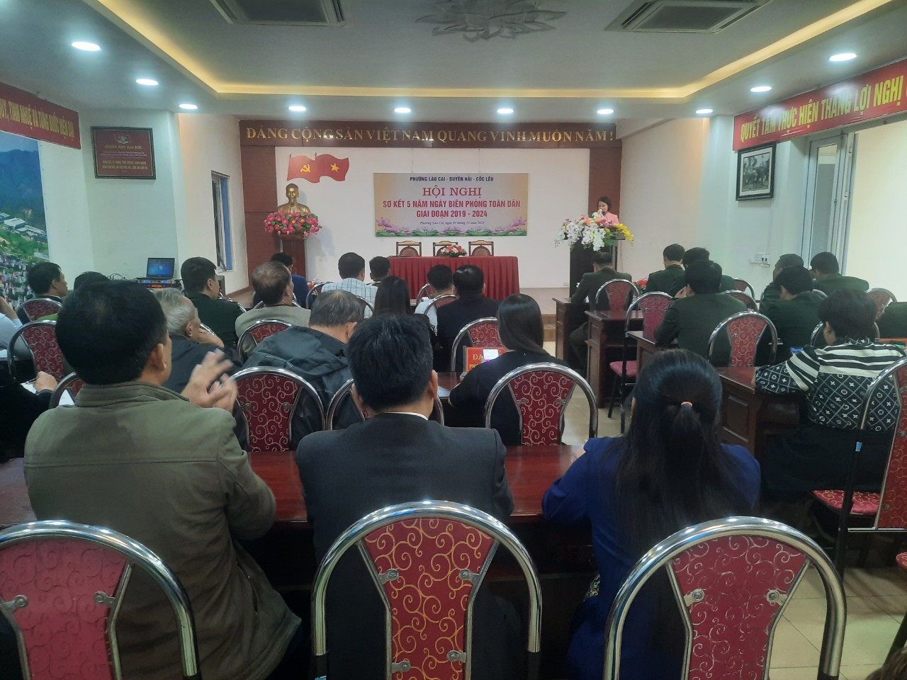 Quang cảnh hội nghị. Quang cảnh hội nghị.