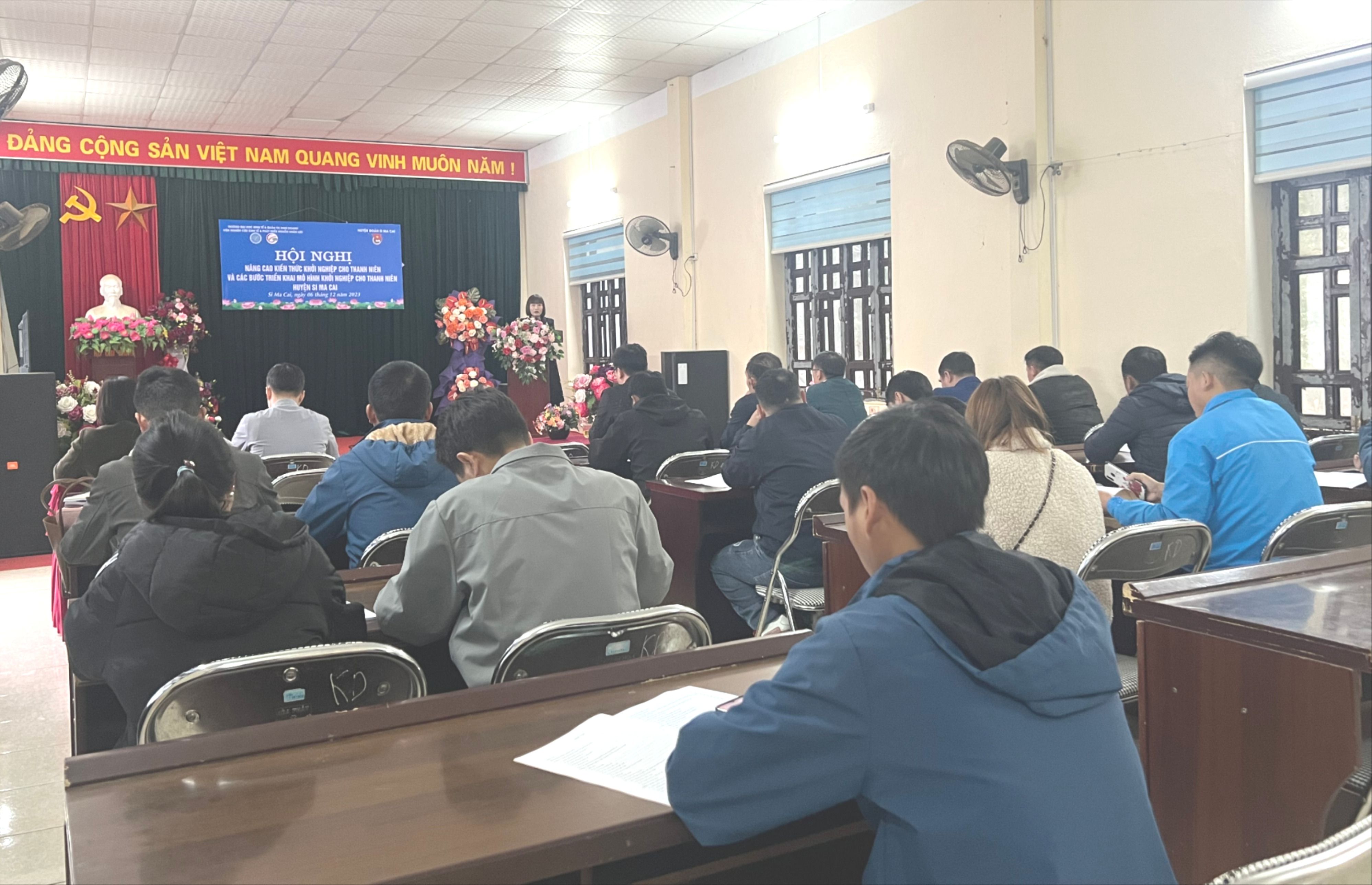 Quang cảnh lớp tập huấn. IMG_4934.jpg
