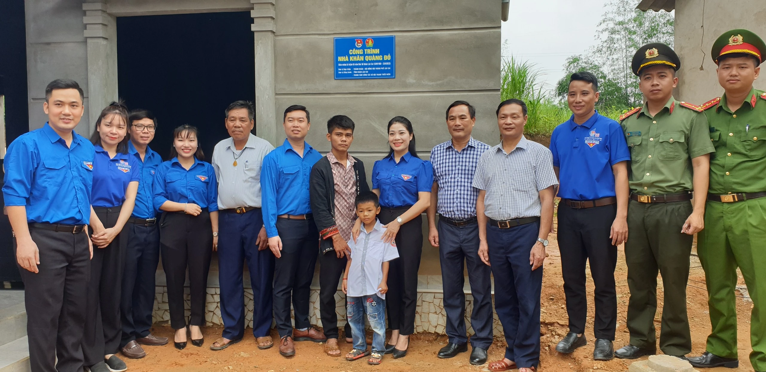 khánh thành nhà khăn quàng đỏ.jpg