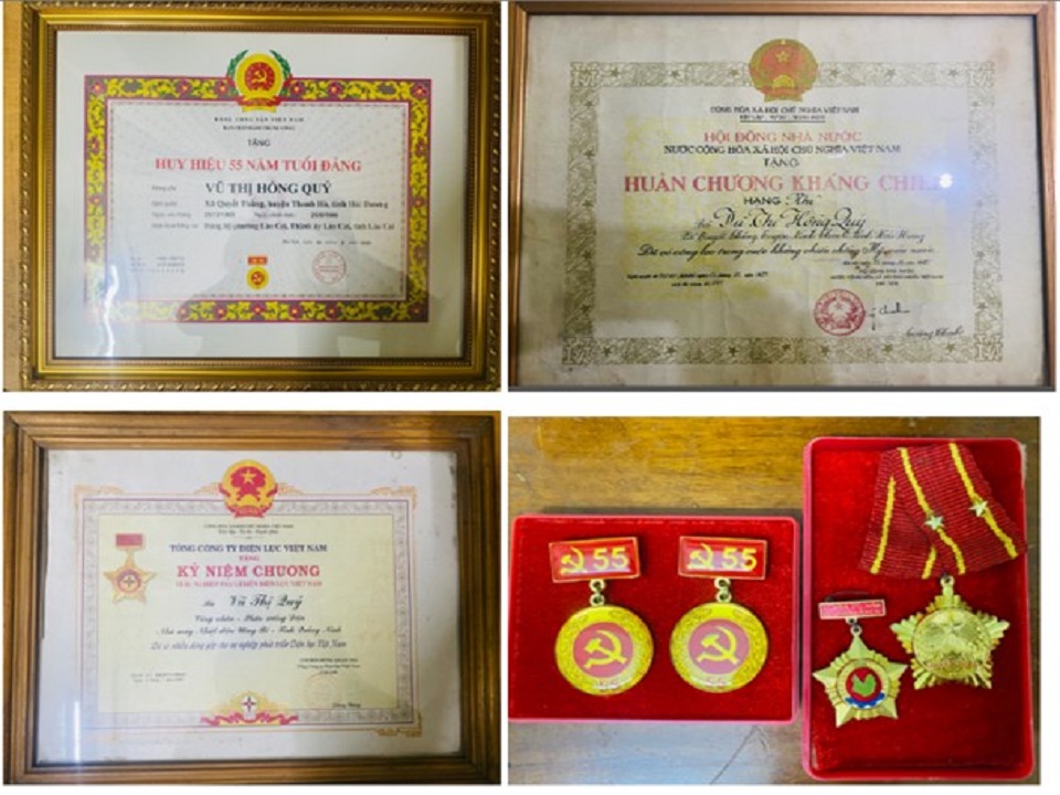 Những phần thưởng cao quý mà bà Quý đạt được trong thời gian công tác. 7.jpg