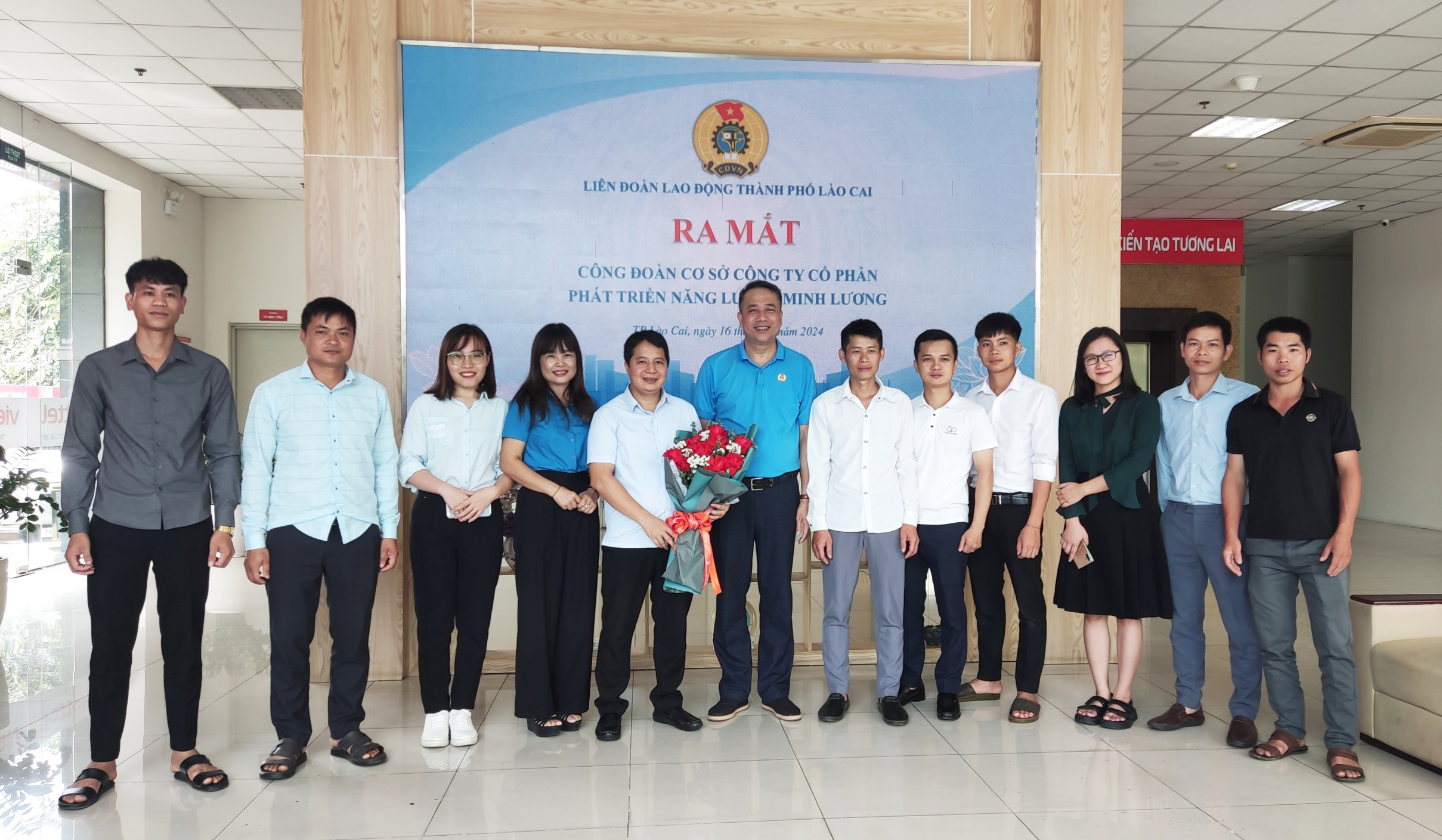 Ra mắt Công ty Cổ phần Phát triển năng lượng Minh Lương. z5637695434634_553e1b5fe5864281ad937263950a3bd5 (1).jpg