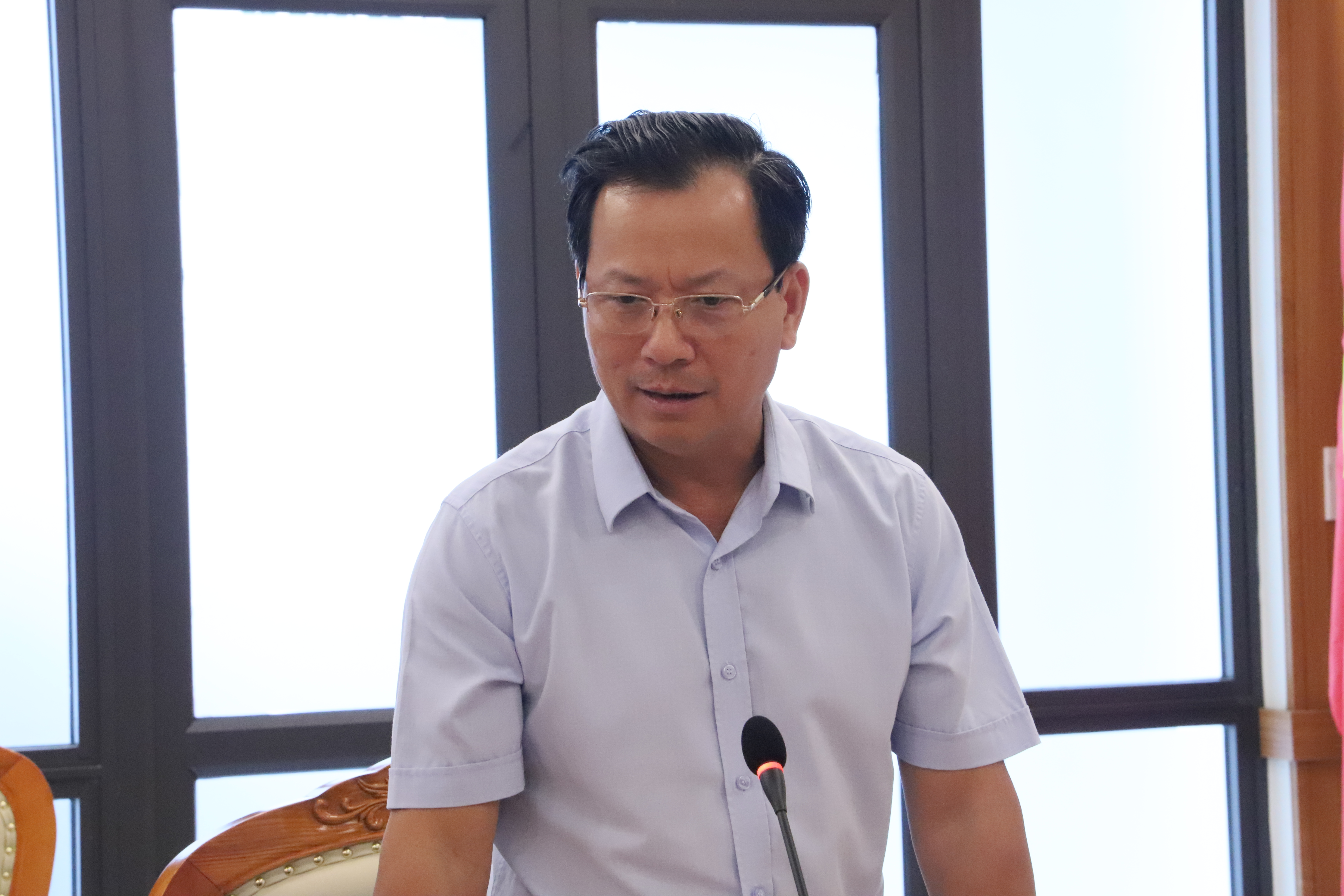Đồng chí Hoàng Quốc Khánh, Phó Chủ tịch Thường trực UBND tỉnh phát biểu. IMG_3707.JPG