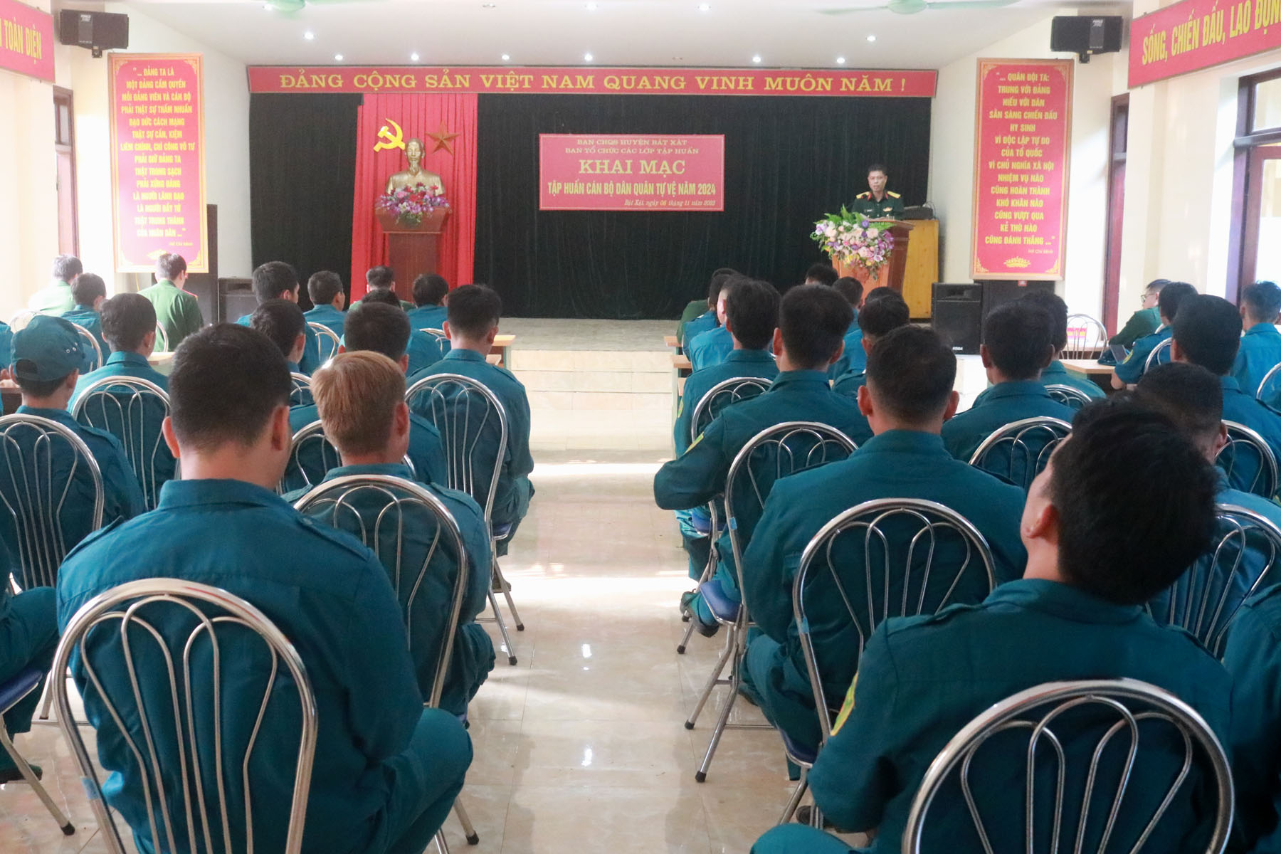 Quang cảnh lớp tập huấn. Quang cảnh lớp tập huấn.jpg