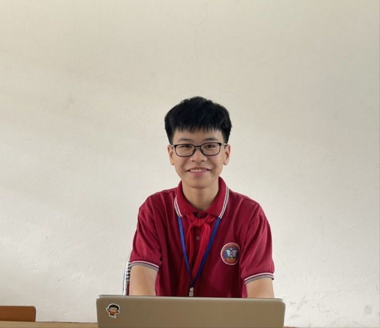 Nguyễn Minh Đức gặt hái nhiều thành tích trong học tập. gương học sinh.jpg
