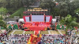 Tưng bừng khai hội đền Thượng - 10 năm Di sản văn hóa phi vật thể Quốc gia