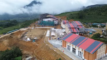 Những ngôi trường nội trú liên cấp biên giới đang dần hiện hữu