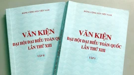 Ra mắt Bộ sách Văn kiện Đại hội đại biểu toàn quốc lần thứ XIII 