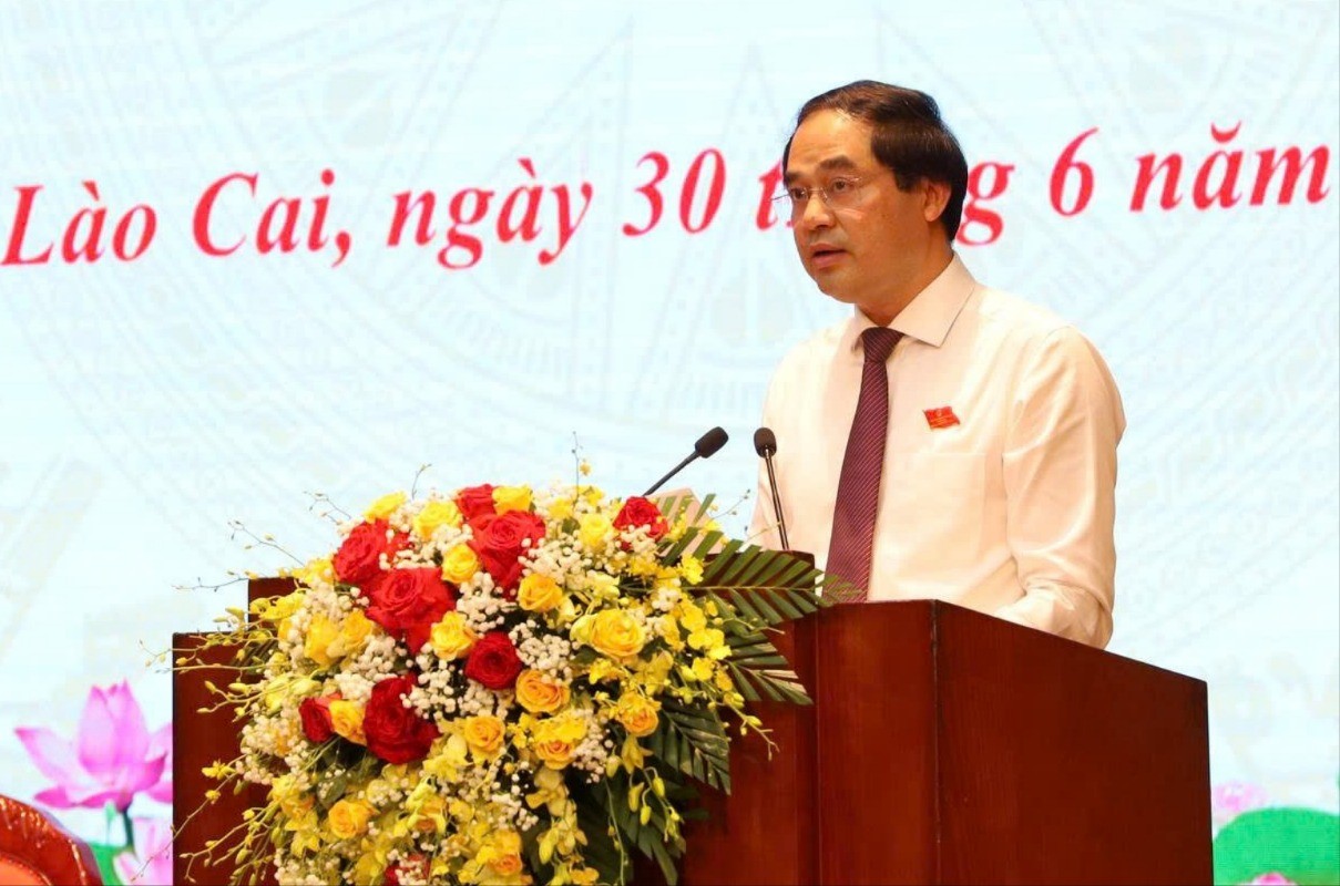 Đồng chí Trịnh Xuân Trường, Bí thư Tỉnh ủy, Chủ tịch HĐND tỉnh phát biểu tại kỳ họp. bc1a0cbb6b26dc788537-2172.jpg