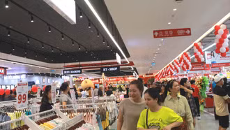 Hàng hóa Tết Bính Ngọ 2026 dồi dào, doanh nghiệp tăng tốc dự trữ từ 20 - 30%