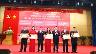 Phấn đấu tăng trưởng tín dụng 20%, ưu tiên nguồn vốn cho doanh nghiệp và hợp tác xã