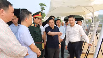 Chủ tịch UBND tỉnh Nguyễn Tuấn Anh kiểm tra tiến độ thực hiện các dự án đô thị, nhà ở xã hội