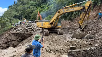 Lào Cai nhanh chóng khôi phục các tuyến đường huyết mạch sau thiên tai