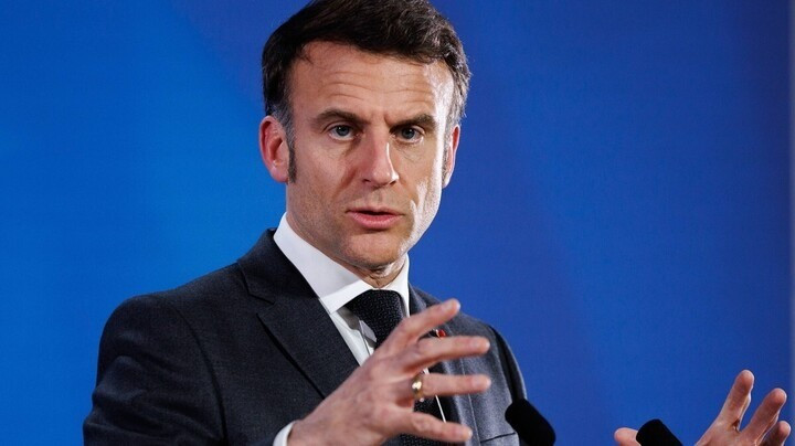 Khủng hoảng chính trị Pháp: Tổng thống Macron họp khẩn để chọn thủ tướng  mới | Báo Lào Cai điện tử