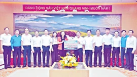 Trao hỗ trợ