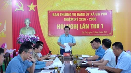 Cuộc họp đầu tiên tại xã Gia Phú trong ngày 17.6.2025. 
