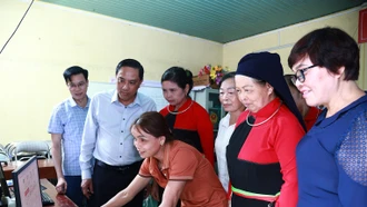 Phó Bí thư Thường trực Tỉnh ủy Hoàng Giang làm việc tại xã Yên Bình