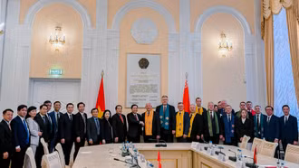 Đoàn công tác tỉnh Lào Cai thăm, làm việc với Ủy ban Điều hành tỉnh Brét-xtơ (Cộng hòa Belarus)