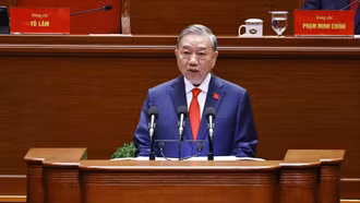 Hoàn thiện đồng bộ thể chế, tháo gỡ "điểm nghẽn" để tạo động lực phát triển đất nước