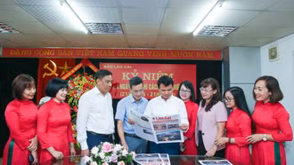 Thư của đồng chí Đặng Xuân Phong, Ủy viên Ban Chấp hành Trung ương Đảng, Bí thư Tỉnh ủy, Trưởng Đoàn đại biểu Quốc hội tỉnh gửi cán bộ, phóng viên, biên tập viên và người lao động Báo Lào Cai nhân dịp kỷ niệm 60 năm Báo Lào Cai ra số đầu (10/4/1963 - 10/4/2023)