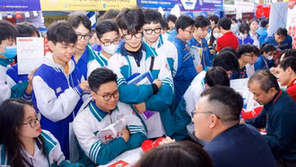 3 trường tốp đầu: Mở ngành mới, tăng chỉ tiêu, thay đổi phân nhóm tuyển sinh