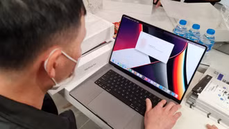 Miễn phí tên miền, website, email cho nhiều người