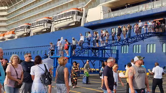 11 tàu biển đưa hơn 30.000 khách "sộp" xông đất Việt Nam