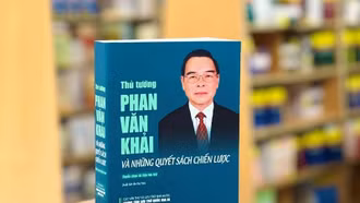 Phát hành cuốn sách "Thủ tướng Phan Văn Khải và những quyết sách chiến lược"