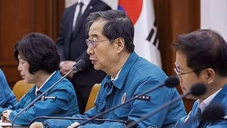 Chính phủ Hàn Quốc quyết tâm cải cách y tế