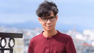 Nhà thơ kể chuyện "sửa thơ" trong sách giáo khoa