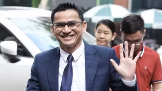 Kiatisak và Vũ Tiến Thành: Khi hai "tướng" tài ngược lối...