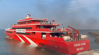 Hành khách chia sẻ trải nghiệm trên tàu cao tốc lớn nhất Việt Nam đến Côn Đảo