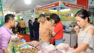 Lương tăng, làm gì để giá không tăng?