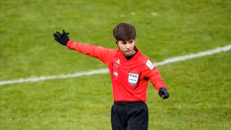 Trọng tài nữ Việt Nam tham gia điều hành giải Maurice Revello tại Pháp