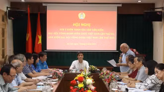 Đề nghị đẩy nhanh cải cách chế độ tiền lương cho cán bộ, công chức