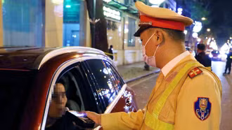 Bộ Công an: Cần cấm tuyệt đối nồng độ cồn với lái xe